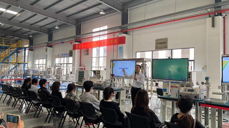 工业清洗剂报价单背后的秘密：揭秘选购要点**